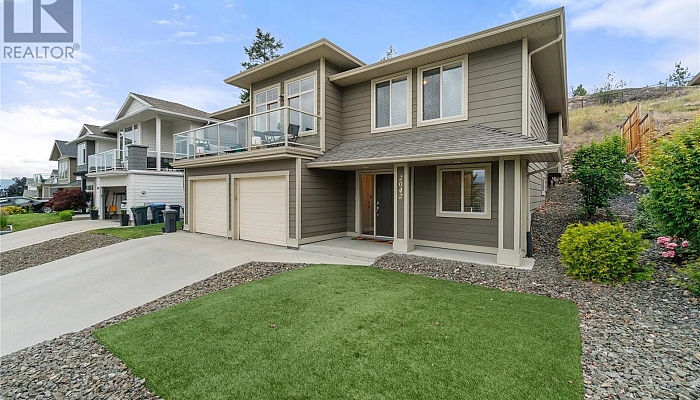 2042 Moonbeam Close - Photo 1