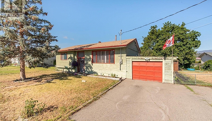 280 Dougall Road S - Photo 1