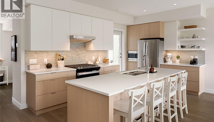 3719 WOODSDALE Road Unit# 17 - Photo 1