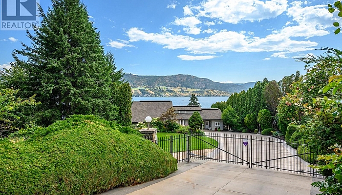 7994 Tronson Road - Photo 1