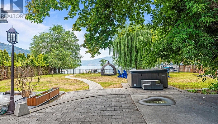 2640 Lakeshore Road - Photo 1