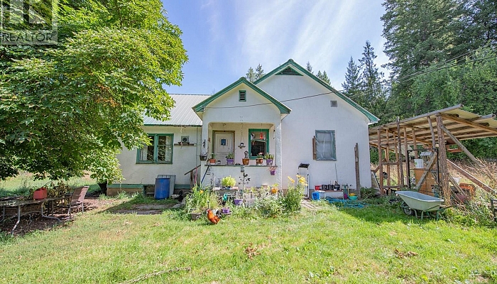 2405 Mabel Lake Road - Photo 1