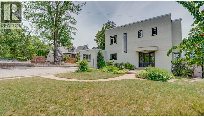 2302 23 Avenue - Photo 1
