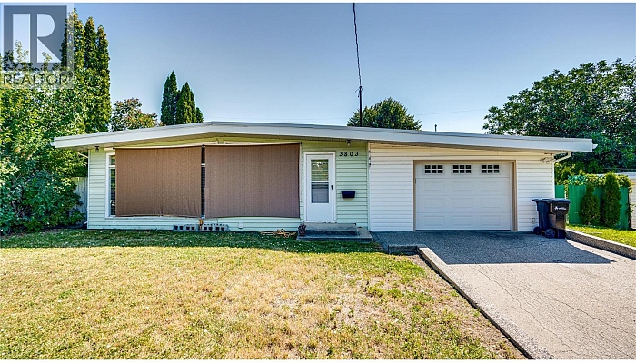 3803 Alexis Park Drive - Photo 1
