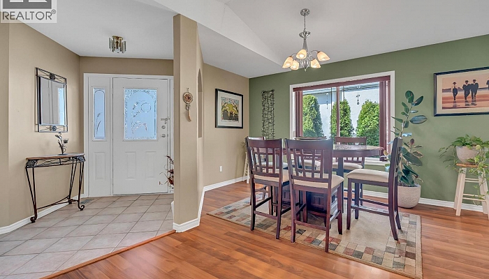 3008 Quail Crescent - Photo 1