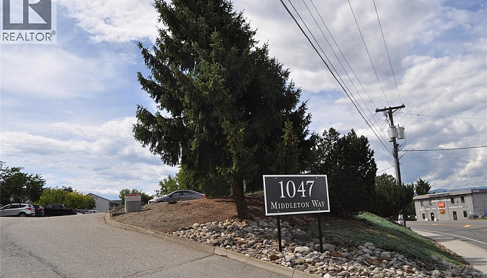 1047 Middleton Way Unit# 109 - Photo 1