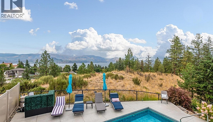 514 Quartz Crescent Unit# 6 - Photo 1