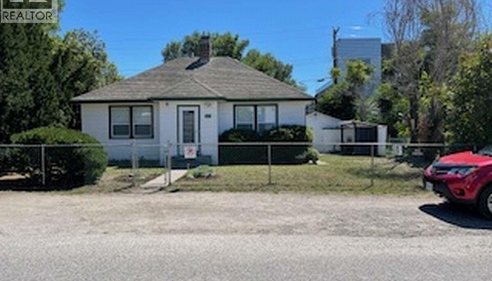 605 Wardlaw Avenue - Photo 1