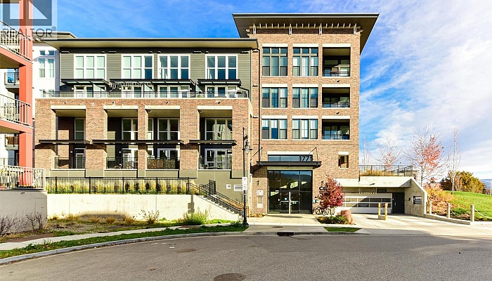 1775 Chapman Place Unit# PH12 - Photo 1