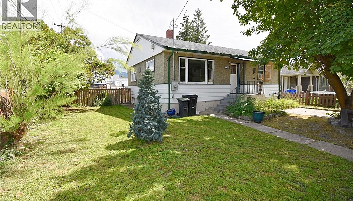 3011 38 Street - Photo 1