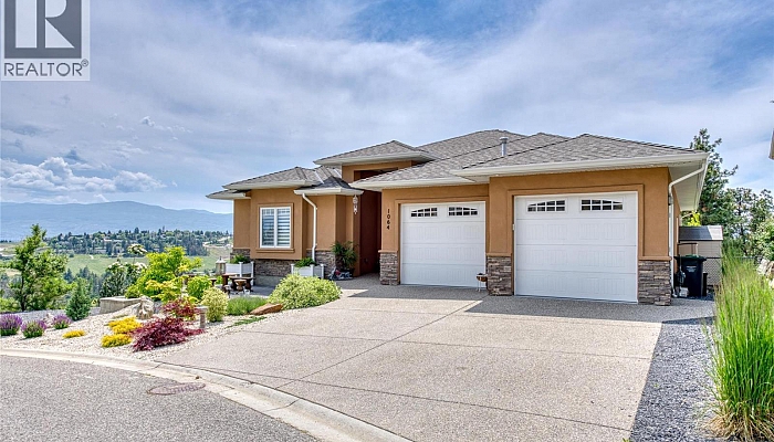 1064 Aurora Heights - Photo 1