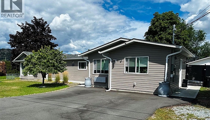 1490 Cornwall Road - Photo 1