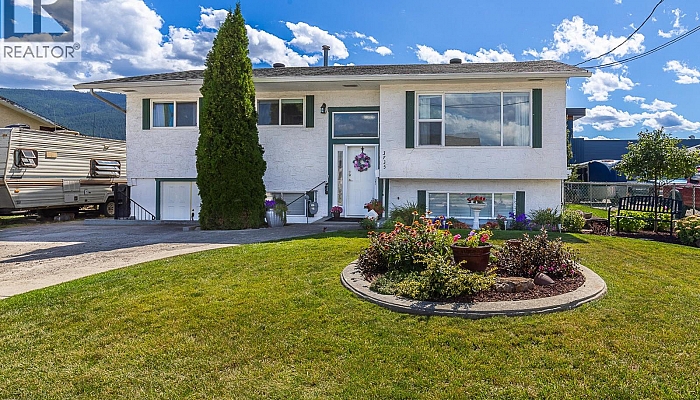 3735 Patten Crescent - Photo 1
