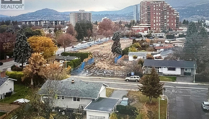 1481 Richmond Street - Photo 1