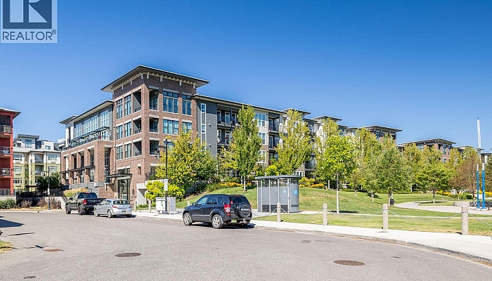 1775 Chapman Place Unit# 221 - Photo 1