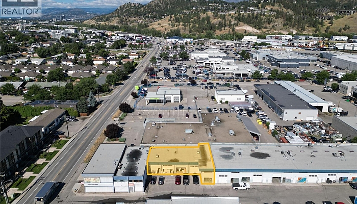 1060 Leathead Road Unit# 8A - Photo 1