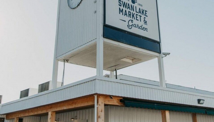 7920 Highland Road - Photo 1