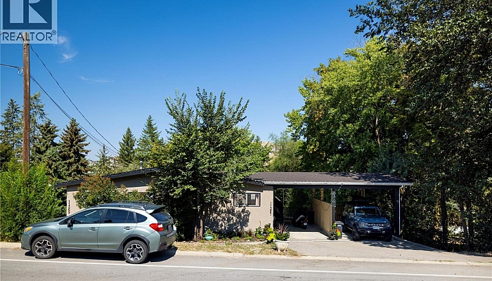 11307/11309 Coldstream Creek Road - Photo 1