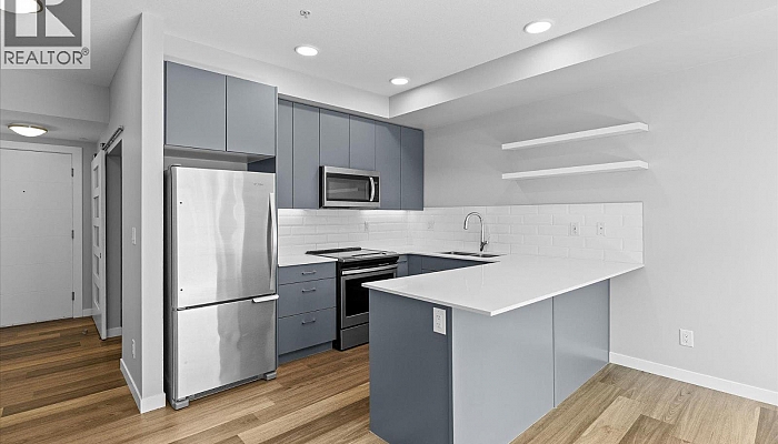 722 Valley Road Unit# 210 - Photo 1