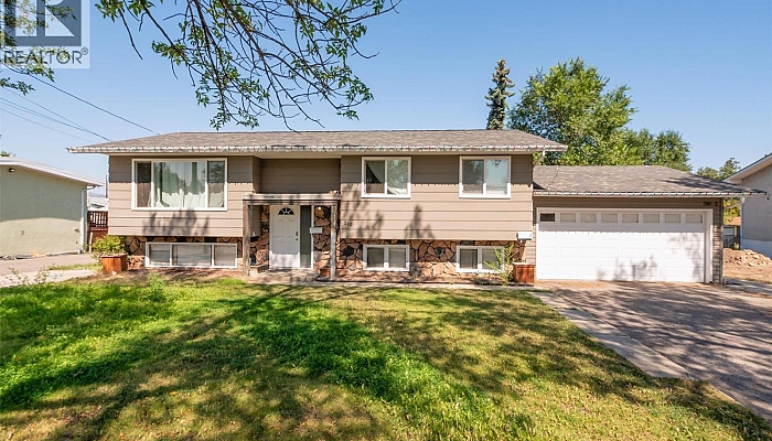 280 HOLBROOK Road W - Photo 1