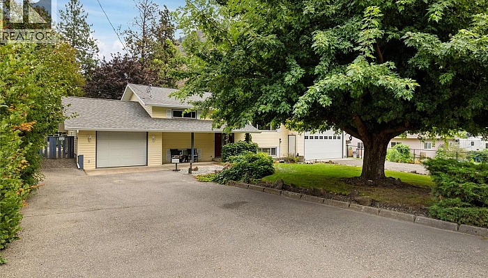 2783 Capri Road - Photo 1