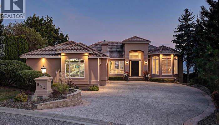 994 Skeena Drive - Photo 1