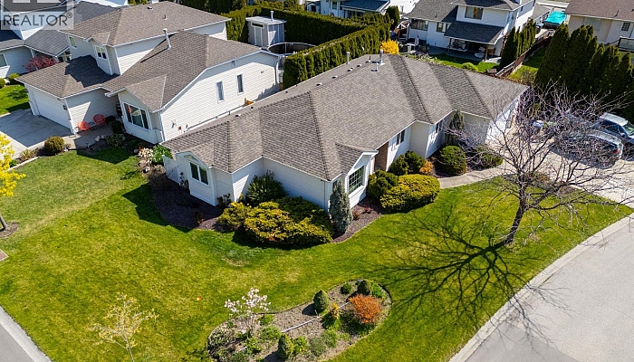 390 McTavish Crescent - Photo 1