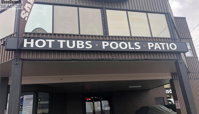 5201 26 Street - Photo 1