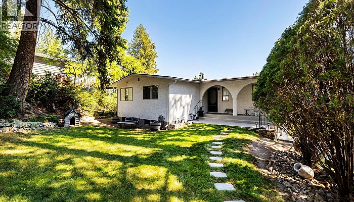 1459 Scott Crescent - Photo 1