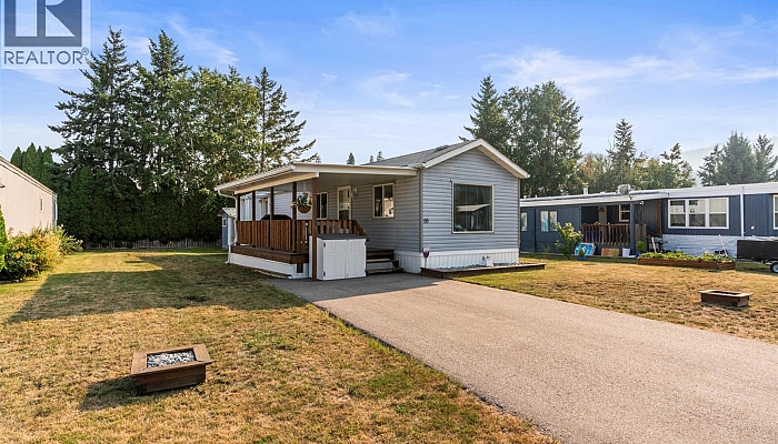 136 Meadow Crescent Unit# 10 - Photo 1