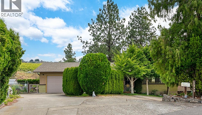 1048 ALLISON Place - Photo 1