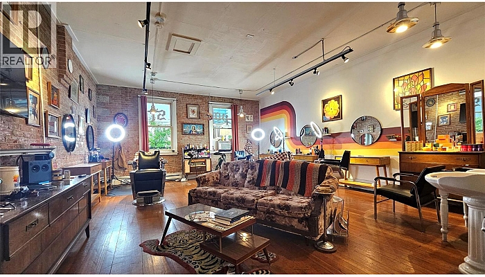 274A Bernard Avenue - Photo 1