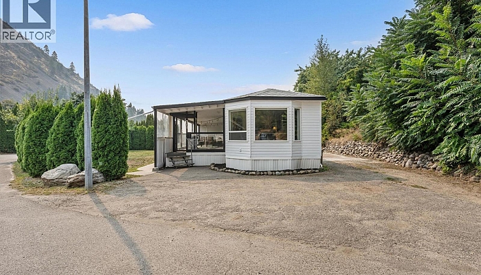 1699 Ross Road Unit# 101 - Photo 1