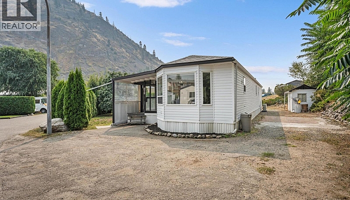 1699 Ross Road Unit# 101 - Photo 1