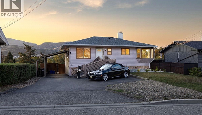 3409 Okanagan Avenue - Photo 1
