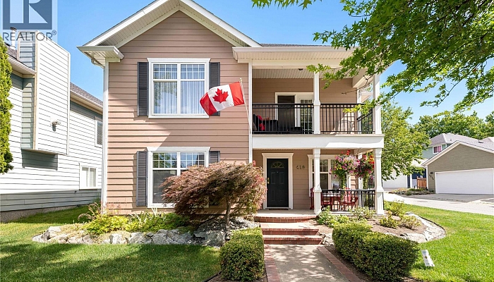 419 PROVIDENCE Avenue - Photo 1