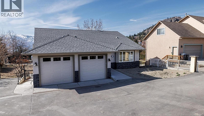 1009 Hudson Road - Photo 1