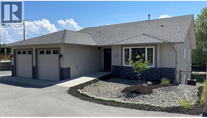 1009 Hudson Road - Photo 1