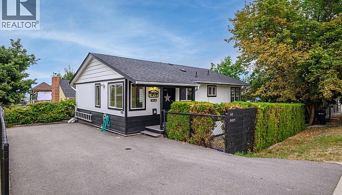 3411 17 Avenue Unit# A2 - Photo 1