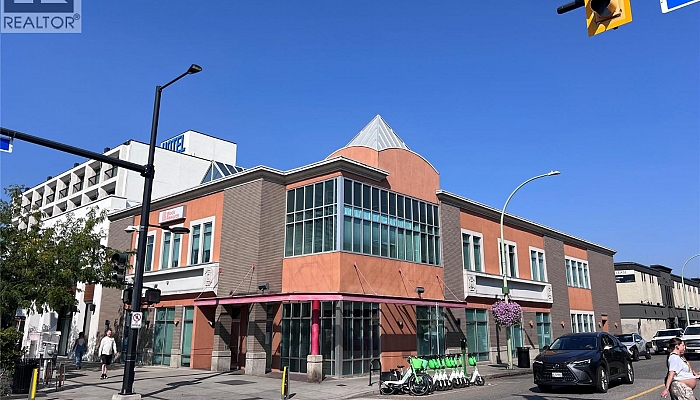 384 Bernard Avenue - Photo 1