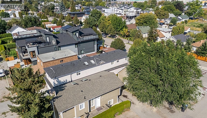 1320 Graham Street - Photo 1