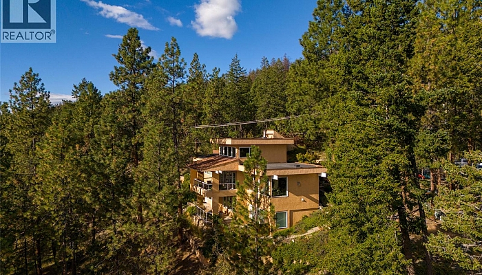 1642 West Kelowna Road - Photo 1