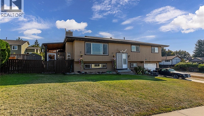 1206 43 Avenue - Photo 1