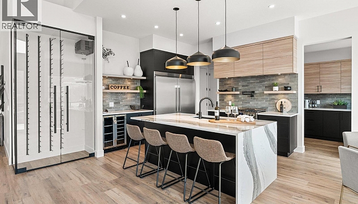 901 Melrose Street - Photo 1