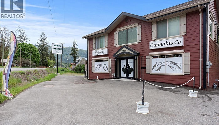 5661 97 Highway - Photo 1