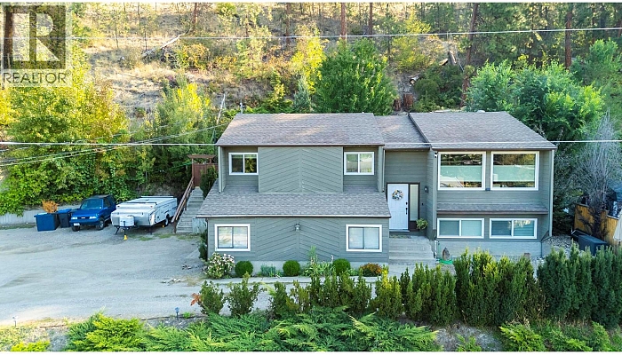 1525 Hollywood Road S - Photo 1