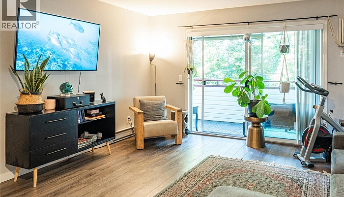 240 Hollywood Road N Unit# 304 - Photo 1