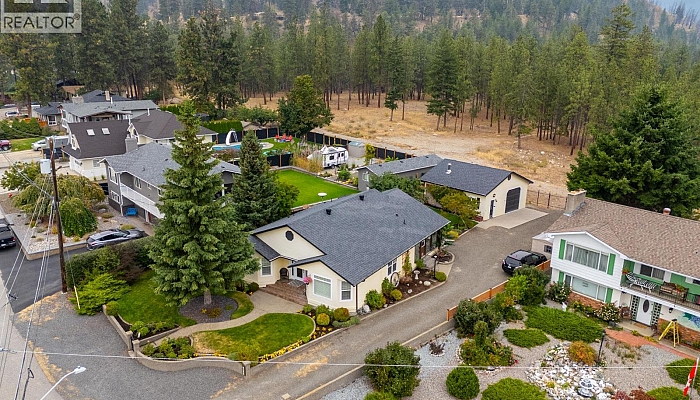 4188 6 Avenue - Photo 1