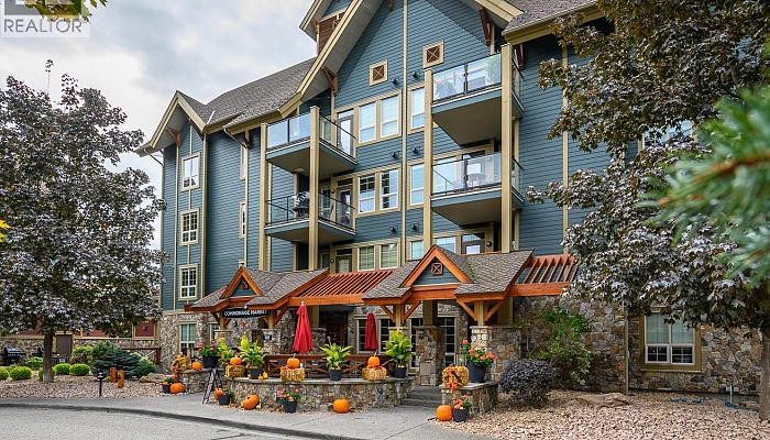 101 Village Centre Court Unit# 433 Lot# 21 - Photo 1