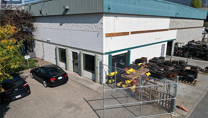 921 Waddington Drive - Photo 1